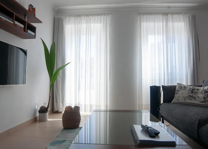 Intune Peniche Property